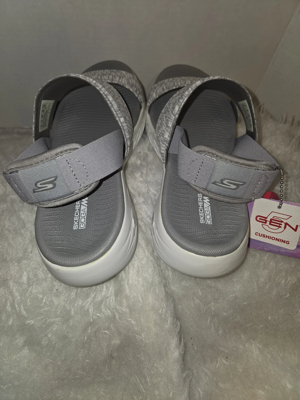 Skechers Womens Gray Patterned Dual-Strap Sandals